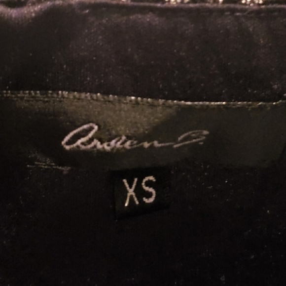 Arden B. Zebra silver & white woven metallic skirt - Picture 6 of 7